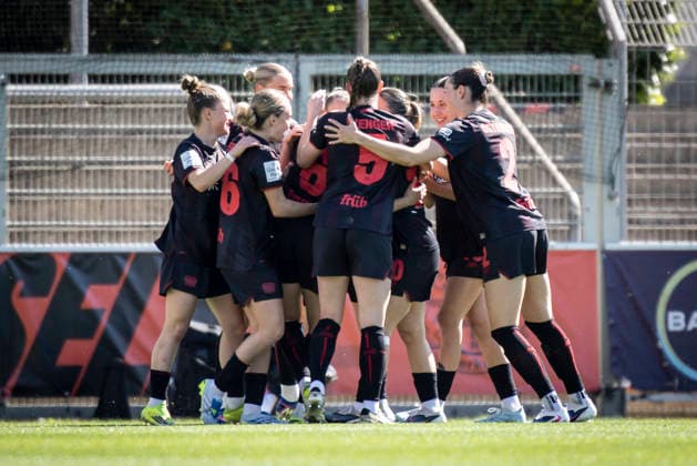 Google Pixel Womens Bundesliga Bayer 04 Leverkusen SC Freiburg, 26 04 2026 Goal celebration Katharina Piljic Bayer 04 Leverkusen, 6 scores to 1 0 Bayer 04 Leverkusen SC Freiburg on matchday 23 of the Google Pixel Womens Bundesliga on 26 04 2026 at Ulrich Haberland Stadium in Leverkusen North Rhine-Westphalia DFL REGULATIONS PROHIBIT ANY USE OF PHOTOGRAPHS AS IMAGE SEQUENCES AND OR QUASI VIDEO Copyright: xBEAUTIFULxSPORTS AxelxKohringx