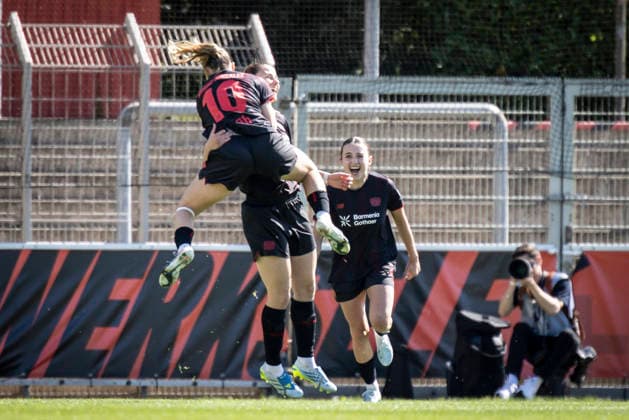 Google Pixel Womens Bundesliga Bayer 04 Leverkusen SC Freiburg, 26 04 2026 Goal celebration Katharina Piljic Bayer 04 Leverkusen, 6 scores to 1 0 Bayer 04 Leverkusen SC Freiburg on matchday 23 of the Google Pixel Womens Bundesliga on 26 04 2026 at Ulrich Haberland Stadium in Leverkusen North Rhine-Westphalia DFL REGULATIONS PROHIBIT ANY USE OF PHOTOGRAPHS AS IMAGE SEQUENCES AND OR QUASI VIDEO Copyright: xBEAUTIFULxSPORTS AxelxKohringx