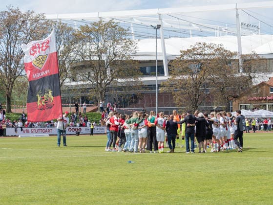 VfB Stuttgart players circle after victory, womens football flag and in the background the MHP Arena GER, VfB Stuttgart vs SV Meppen, Football, 2 Womens Bundesliga, Matchday 23, Season 2025 2026, 26 04 2026 GER, VfB Stuttgart vs SV Meppen, Football, 2 Womens Bundesliga, Matchday 23, Season 2025 2026, 26 04 2026 Stuttgart Copyright: xEibner-Pressefoto CarstenxSchwerx EP_CSG