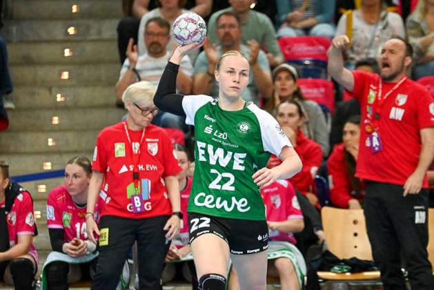 Lotta Roepcke VfL Oldenburg, 22 VfL Oldenburg vs SV Union Halle Neustadt, ALSCO Handball Bundesliga Women, Playoffs, 2 Matchday, Season 2025 2026, 25 04 2026, VfL Oldenburg vs SV Union Halle Neustadt, ALSCO Handball Bundesliga Women, Playoffs, 2 Matchday, Season 2025 2026, 25 04 2026 Oldenburg Copyright: xEibner-Pressefoto RobertxGertzenx EP_RGN