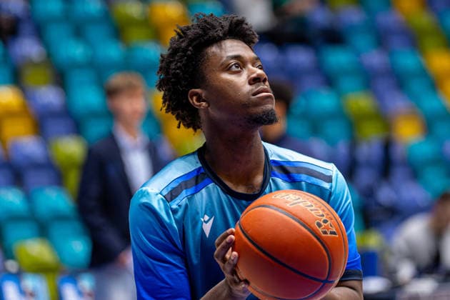 Basketball Bundesliga BBL, Frankfurt Skyliners vs ALBA Berlin, Süwag Energie Arena Frankfurt am Main 26 04 2026 Basketball Bundesliga BBL, Frankfurt am Main, Germany 26 04 2026 Nahiem Alleyne Frankfurt Skyliners, 4 at the Warm Up, Basketball Bundesliga BBL, Match of Frankfurt Skyliners vs ALBA Berlin, Süwag Energie Arena Frankfurt am Main Copyright: xBEAUTIFULxSPORTS Freudensteinx