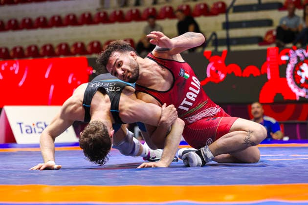 Sport Bilder des Tages Senior Wrestling European Championships 2026 61kg FS - Simone Vincenzo Piroddu (ITA) df. Niklas Stechele (GER) *** Senior Wrestling European Championships 2026 61kg FS Simone Vincenzo Piroddu ITA df Niklas Stechele GER