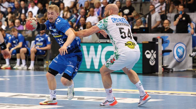 26 04 2026 Stuttgart, Handball TVB Stuttgart vs SC Magdeburg, f l Torben Matzken TVB , Oscar Bergendahl Magdeburg