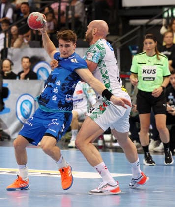 26 04 2026 Stuttgart, Handball TVB Stuttgart vs SC Magdeburg, f l Max Häfner TVB , Oscar Bergendahl Magdeburg