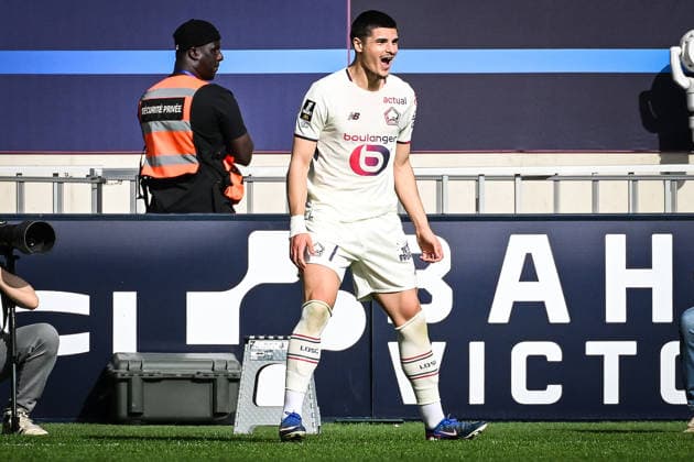 April 26, 2026, Paris, France, France: Matias FERNANDEZ-PARDO of Lille celebrates his goal during the Ligue 1 match between Paris FC and Lille OSC (LOSC) at Jean-Bouin Stadium on April 26, 2026 in Paris, France. Paris FC V Lille OSC - Ligue 1  - ZUMAm308 20260426_zsp_m308_005 Copyright: xMatthieuxMirvillex