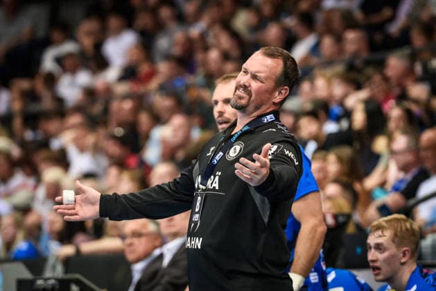 Misha Kaufmann TVB Stuttgart, Coach visibly disappointed GER, TVB Stuttgart SC Magdeburg, DAIKIN HBL, Handball, Bundesliga, Matchday 29, Season 2025 2026, 26 04 2026 GER, TVB Stuttgart SC Magdeburg, DAIKIN HBL, Handball, Bundesliga, Matchday 29, Season 2025 2026, 26 04 2026 Stuttgart Copyright: xSandyxDinkelackerx EP_SDR