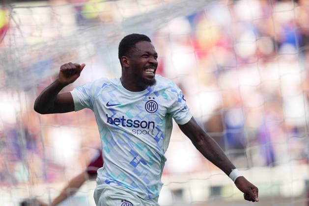 Inter Milan s Marcus Thuram celebrates after goal 0-1 during the Serie A soccer match between Torino and Inter at the Grande Torino Stadium in Turin , north Italy - Sunday , April 26 , 2026. - Soccer .  Copyright: xSpada LaPressex