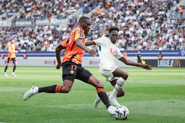 FOOTBALL : Paris FC Vs Lille - Ligue 1 - 26 04 2026 Adama Camara (Paris FC) Vs Felix Correia (LOSC) ParisFrance  Copyright: xMichaelxBaucherx
