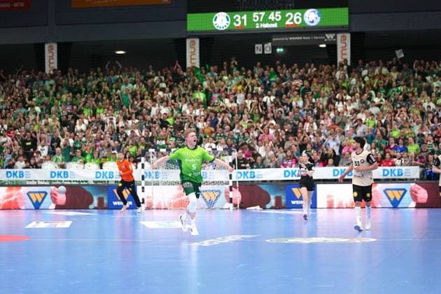 HSG Wetzlar v Bergischer HC - DAIKIN Handball-Bundesliga Tristan Kirschner ( 5 Wetzlar ) during the Daikin Handball-Bundesliga match between HSG Wetzlar and Bergischer HC at Buderus Arena Wetzlar. Wetzlar Wetzlar, Germany, April 26nd 202 GERMANY Copyright: xJuliaxKneisslx xSPPx Sportspressphoto_SPR136980