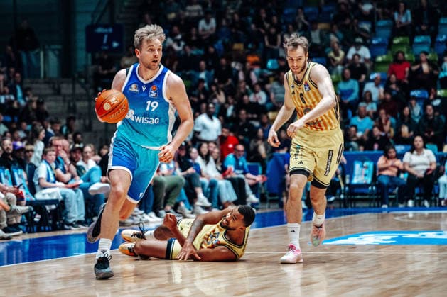 Till Pape Skyliners Frankfurt, 19 , Malte Delow Alba Berlin, 06 GER, Skyliners Frankfurt vs Alba Berlin, easycredit BBL, Bundesliga, 31 Matchday, Season 2025 2026 26 04 2026 Eibner Pressefoto Attila Ziga GER, Skyliners Frankfurt vs Alba Berlin, easycredit BBL, Bundesliga, 31 Matchday, Season 2025 2026 26 04 2026 Frankfurt am Main Copyright: xEibner-Pressefotox EP_AZA