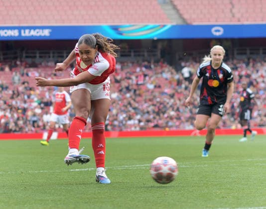 Football - 2025 2026 UEFA Women™s Champions League - Semi-Final, First Leg: Arsenal vs. OL Lyonnes - Emirates Stadium - Sunday 26th April 2026 Olivia Smith of Arsenal recovers to score Arsenal™s winning goal 