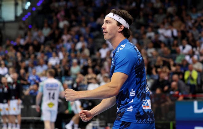 26 04 2026 Stuttgart, Handball TVB Stuttgart vs SC Magdeburg, Kasper Thorsen Lien TVB cheers