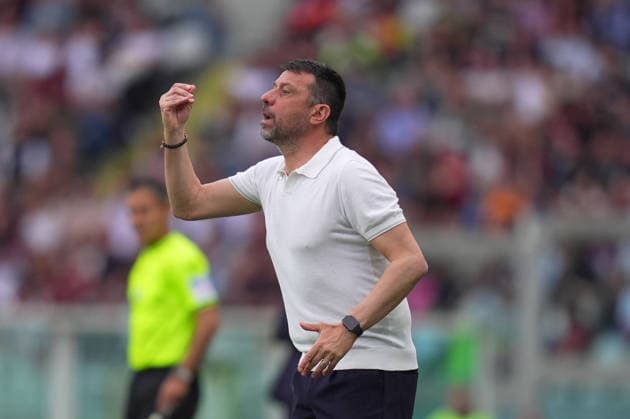 Torino™s head coach Roberto D Aversa during the Serie A soccer match between Torino and Inter at the Grande Torino Stadium in Turin , north Italy - Sunday , April 26 , 2026. - Soccer .  Copyright: xSpada LaPressex