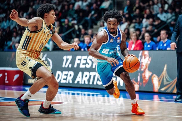 Jack Kayil Alba Berlin, 07 , Isaiah Swope Skyliners Frankfurt, 01 GER, Skyliners Frankfurt vs Alba Berlin, easycredit BBL, Bundesliga, 31 Matchday, Season 2025 2026 26 04 2026 Eibner Pressefoto Attila Ziga GER, Skyliners Frankfurt vs Alba Berlin, easycredit BBL, Bundesliga, 31 Matchday, Season 2025 2026 26 04 2026 Frankfurt am Main Copyright: xEibner-Pressefotox EP_AZA