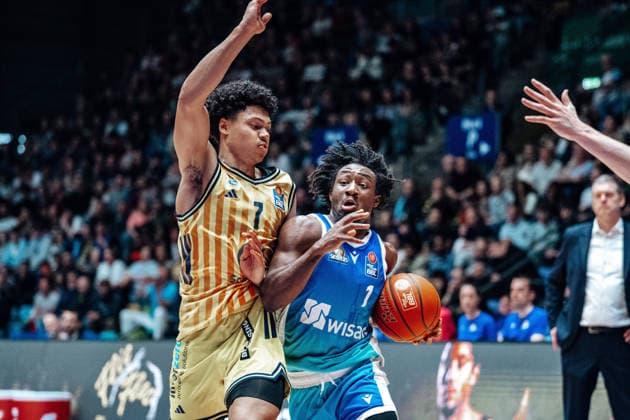 Jack Kayil Alba Berlin, 07 , Isaiah Swope Skyliners Frankfurt, 01 GER, Skyliners Frankfurt vs Alba Berlin, easycredit BBL, Bundesliga, 31 Matchday, Season 2025 2026 26 04 2026 Eibner Pressefoto Attila Ziga GER, Skyliners Frankfurt vs Alba Berlin, easycredit BBL, Bundesliga, 31 Matchday, Season 2025 2026 26 04 2026 Frankfurt am Main Copyright: xEibner-Pressefotox EP_AZA
