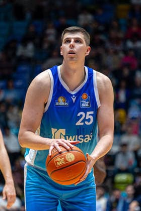 Basketball Bundesliga BBL, Frankfurt Skyliners vs ALBA Berlin, Süwag Energie Arena Frankfurt am Main 26 04 2026 Basketball Bundesliga BBL, Frankfurt am Main, Germany 26 04 2026 Jacob Knauf Frankfurt Skyliners, 25 at free throw, Basketball Bundesliga BBL, Game of Frankfurt Skyliners vs ALBA Berlin, Süwag Energie Arena Frankfurt am Main Copyright: xBEAUTIFULxSPORTS Freudensteinx