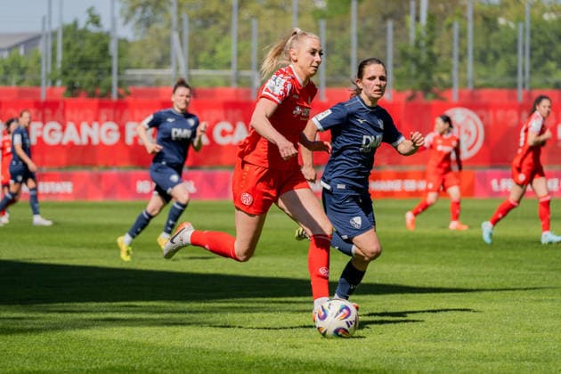 Game scene, dribbling, duel, f l Chiara Bouziane 1 FSV Mainz 05, 10 , Emely Joester VfL Bochum, 16 , GER, 1 FSV Mainz 05 vs VfL Bochum, Football, 2 Womens Bundesliga, Matchday 23, Season 2025 2026, 26 04 2026, DFB REGULATES PROHIBIT ANY USE OF PHOTOGRAPHS AS IMAGE SEQUENCES AND OR QUASI VIDEO, GER, 1 FSV Mainz 05 vs VfL Bochum, Football, 2 Womens Bundesliga, Matchday 23, Season 2025 2026, 26 04 2026 Mainz Copyright: xEibner-Pressefoto Jan-NiclasxGrox EP_JGG