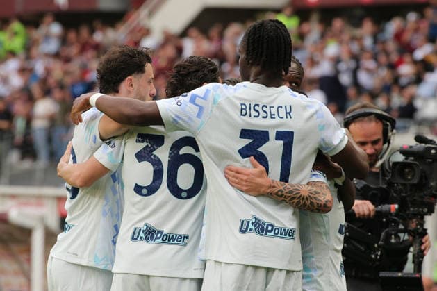 The players of FC Internazionale celebrates during Torino FC vs Inter - FC Internazionale, Italian soccer Serie A match in Turin, Italy, April 26 2026  Copyright: xClaudioxBenedetto IPAxSportx xipa-agency.netx xx IPA_74252848 IPA_Agency_IPA74252848