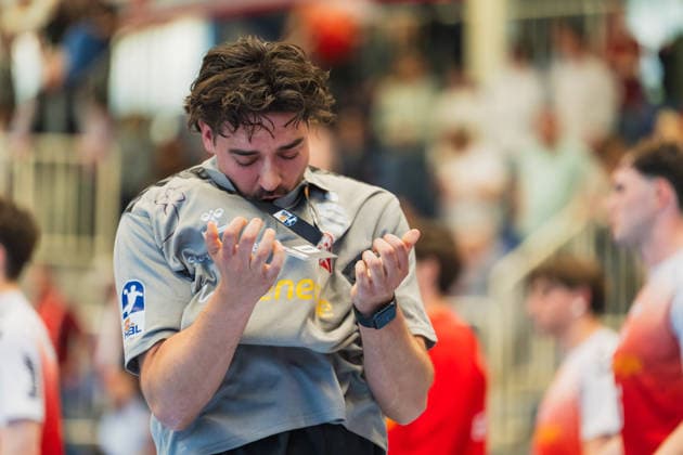 TuSEM coach rages after the game TuSEM Essen vs HC Elbflorenz Dresden, Handball, 2 HBL, Matchday 29, Season 2025 26, 26 04 2026, TuSEM Essen vs HC Elbflorenz Dresden, Handball, 2 HBL, Matchday 29, Season 2025 26, 26 04 2026 Essen Copyright: xEibner-Pressefoto LukasxBaldygax EP_LBA