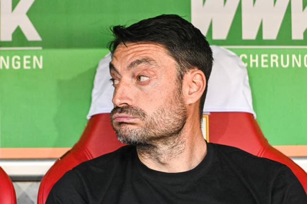 GER, 1. FBL, FC Augsburg vs Eintracht Frankfurt 25.04.2026, WWK-Arena, Augsburg, GER, 1. FBL, FC Augsburg vs Eintracht Frankfurt, im Bild Albert Riera (Frankfurt) *** GER, 1 FBL, FC Augsburg vs Eintracht Frankfurt 25 04 2026, WWK Arena, Augsburg, GER, 1 FBL, FC Augsburg vs Eintracht Frankfurt, in the picture Albert Riera Frankfurt nordphotoxGmbHx xHafner nph00200