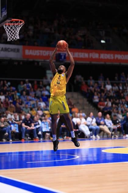 Anton Nufer 20 Alba Berlin jumps for a lay-up in the Süwag Arena Player Anton Nufer 20 Alba Berlin at the basket Copyright: xspeedshotx