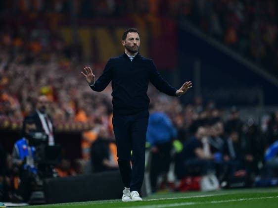 Galatasaray v Fenerbahce - Turkish Super Lig ISTANBUL, TURKIYE - APRIL 26: Head Coach Domenico Tedesco of Fenerbahce follows the Turkish Super Lig match between Galatasaray and Fenerbahce at RAMS Park on April 26, 2026 in Istanbul, Turkiye. Abdulhamid Hosbas Anadolu Istanbul Turkey. Editorial use only. Please get in touch for any other usage.  Copyright: x2026xAnadoluxAbdulhamidxHosbasx