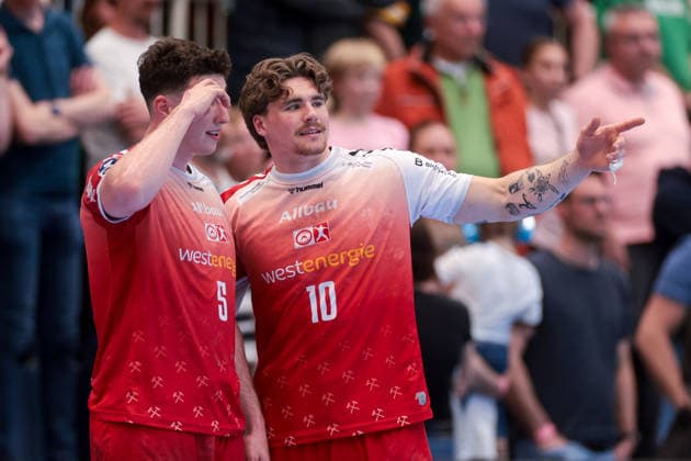 26 04 2026, 29 Matchday of the 2 Handball Bundesliga, TuSEM Essen HC Elbflorenz 2006 f l Valentin Willner TuSEM Essen , Finn Wolfram TuSEM Essen Essen Am Hallo NRW Germany xRHR PHOTO DEx Copyright: DennisxEwert RHR-FOTOx RHR-FOTO DE
