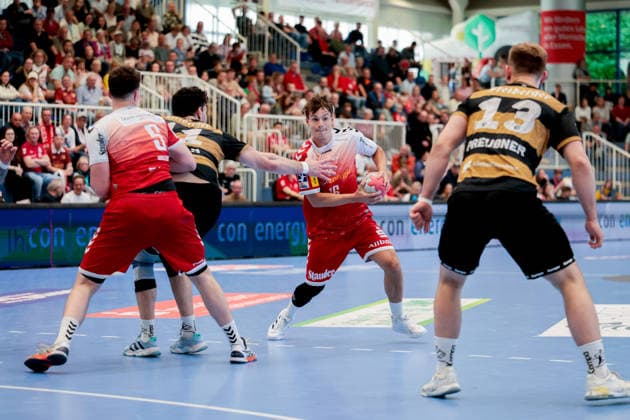 26 04 2026, 29 Matchday of the 2 Handball Bundesliga, TuSEM Essen HC Elbflorenz 2006 Nils Homscheid TuSEM Essen Essen Am Hallo NRW Germany xRHR PHOTO DEx Copyright: DennisxEwert RHR-FOTOx RHR-FOTO DE