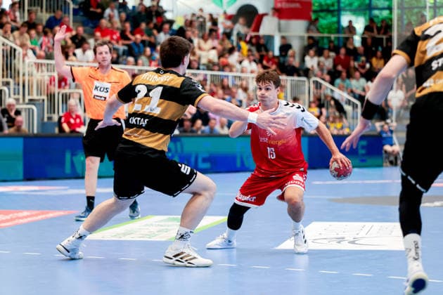 26 04 2026, 29 Matchday of the 2 Handball Bundesliga, TuSEM Essen HC Elbflorenz 2006 f l Ediz Aktas HC Elbflorenz 2006 , Nils Homscheid TuSEM Essen Essen Am Hallo NRW Germany xRHR PHOTO DEx Copyright: DennisxEwert RHR-FOTOx RHR-FOTO DE