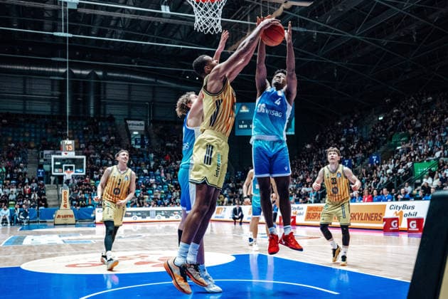 Nahiem Alleyne Skyliners Frankfurt, 04 GER, Skyliners Frankfurt vs Alba Berlin, easycredit BBL, Bundesliga, 31 Matchday, Season 2025 2026 26 04 2026 Eibner Pressefoto Attila Ziga GER, Skyliners Frankfurt vs Alba Berlin, easycredit BBL, Bundesliga, 31 Matchday, Season 2025 2026 26 04 2026 Frankfurt am Main Copyright: xEibner-Pressefotox EP_AZA