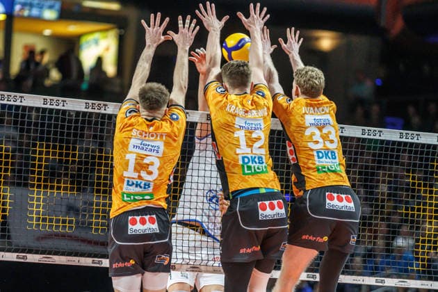 Volleyball, Men BR Volleys VfB Friedrichshafen, Bundesliga Ruben Schott BR Volleys , Florian Krage BR Volleys and Fedor Ivanov BR Volleys form a closed block BR Volleys VfB Friedrichshafen
