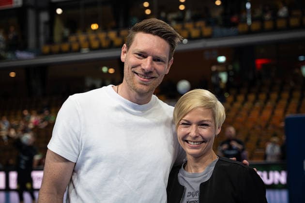 26 04 2026, xovx, Handball Daikin Handball Bundesliga, HSG Wetzlar Bergischer HC v l Dyn Co commentator Tobias Reichmann and Dyn commentator Anett Sattler Wetzlar Buderus Arena Hessen Germany EN