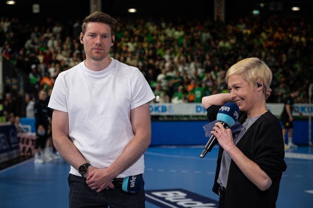 26 04 2026, xovx, Handball Daikin Handball Bundesliga, HSG Wetzlar Bergischer HC v l Dyn Co commentator Tobias Reichmann and Dyn commentator Anett Sattler Wetzlar Buderus Arena Hessen Germany EN