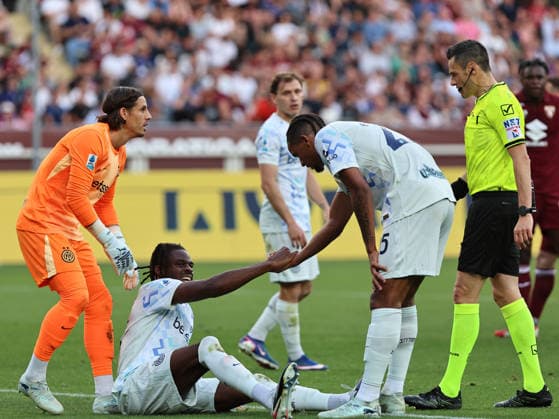 Torino FC v FC Internazionale - Serie A Yann Bisseck participates in the Serie A 2025-2026 match between Torino and Inter in Torino, Italy, on April 26, 2026. Torino Italy  Copyright: xLorisxRosellix originalFilename:roselli-torinovi260426_npZQ5.jpg