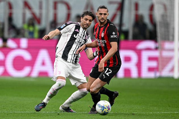 Cm Milano 26 04 2026 - campionato di calcio Serie A Milan-Juventus foto Cristiano Mazzi Image nella foto: Manuel Locatelli-Adrien Rabiot 