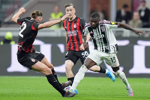 AC Milan s Adrien Rabiot , during the Serie A soccer match between Milan and Juventus at the San Siro Stadium in Milan , north Italy - Saturday , April 26 , 2026. - Soccer .  Copyright: xSpada LaPressex