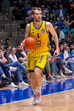 Basketball Bundesliga BBL, Frankfurt Skyliners vs ALBA Berlin, Süwag Energie Arena Frankfurt am Main 26 04 2026 Basketball Bundesliga BBL, Frankfurt am Main, Germany 26 04 2026 Malte Delow ALBA BERLIN, 6 , Basketball Bundesliga BBL, Match of Frankfurt Skyliners vs ALBA Berlin, Süwag Energie Arena Frankfurt am Main Copyright: xBEAUTIFULxSPORTS Freudensteinx