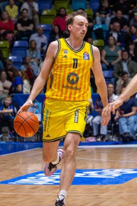 Basketball Bundesliga BBL, Frankfurt Skyliners vs ALBA Berlin, Süwag Energie Arena Frankfurt am Main 26 04 2026 Basketball Bundesliga BBL, Frankfurt am Main, Germany 26 04 2026 Moses Wood ALBA BERLIN, 11 am Ball, Basketball Bundesliga BBL, Match of Frankfurt Skyliners vs ALBA Berlin, Süwag Energie Arena Frankfurt am Main Copyright: xBEAUTIFULxSPORTS Freudensteinx