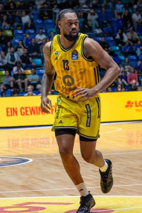 Basketball Bundesliga BBL, Frankfurt Skyliners vs ALBA Berlin, Süwag Energie Arena Frankfurt am Main 26 04 2026 Basketball Bundesliga BBL, Frankfurt am Main, Germany 26 04 2026 J Wan Roberts ALBA BERLIN, 13 , Basketball Bundesliga BBL, Match of Frankfurt Skyliners vs ALBA Berlin, Süwag Energie Arena Frankfurt am Main Copyright: xBEAUTIFULxSPORTS Freudensteinx