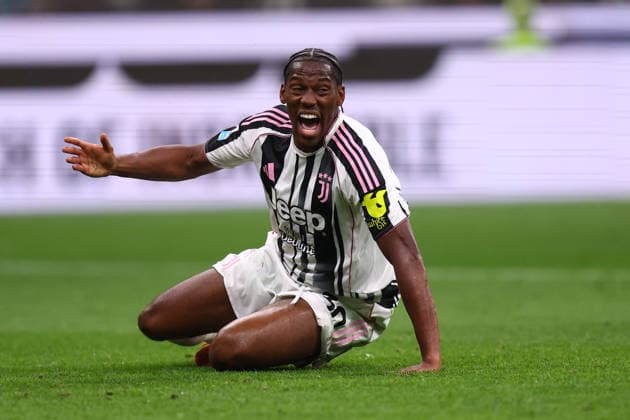 Ac Milan - Juventus Fc Jonathan David of Juventus Fc looks dejected during the Serie A match beetween Ac Milan and Juventus Fc at Stadio Giuseppe Meazza on April 26 2026 in Milano, Italy . Milano Stadio Giuseppe Meazza Italy Copyright: xMarcoxCanonierox