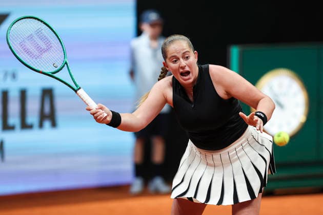 April 26, 2026, Madrid, Madrid, Spain: Jelena Ostapenko of Latvia plays against Anastasia Potapova of Austria during the Mutua Madrid Open 2026, ATP, Tennis Herren Masters 1000 and WTA, Tennis Damen 1000, at La Caja Magica on April 26, 2026 in Madrid, Spain. Mutua Madrid Open 2026 - Day 7 - ZUMAa181 20260426_zaa_a181_711 Copyright: xIrinaxR.xHipolitox