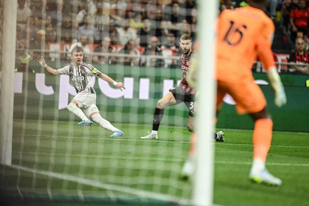 CALCIO - Serie A - AC Milan vs Juventus FC Francisco Conceicao of FC Juventus in action during the Italian Serie A football match between Inter AC Milan and FC Juventus on 26 of April 2026 at Giuseppe Meazza San Siro Siro stadium in Milan, Italy. Credit: Tiziano Ballabio Milan Italy  Copyright: xIPAxSport ABACAx