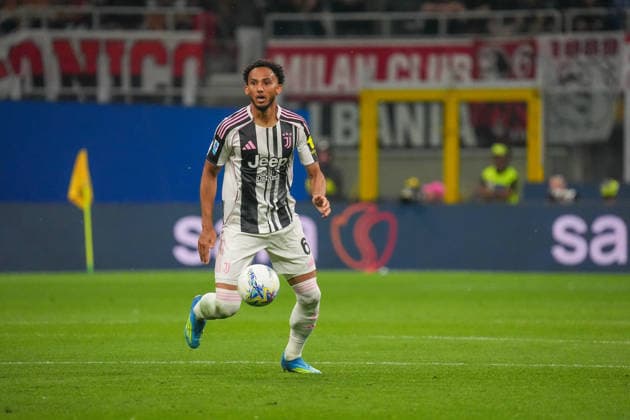 Juventus™s Lloyd Kelly during the Serie A soccer match between Milan and Juventus at the Giuseppe Meazza stadium in Milano, north Italy - April 26, 2026 - Soccer.  Copyright: xAlessioxMorgese LaPressex