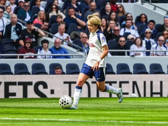 LONDON, ENGLAND - APRIL 26: Mikoa Hamano of Tottenham during the Barclays Womens Super League match between Tottenham Hotspur and Manchester United, ManU at Tottenham Hotspur Stadium on April 26, 2026 in London, England. With ball Copyright: xJodyxDemayx-xDaviesx xSPPx Sportspressphoto_SPR137404