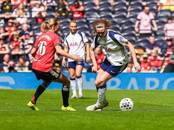LONDON, ENGLAND - APRIL 26: Signe Gaupset of Tottenham during the Barclays Womens Super League match between Tottenham Hotspur and Manchester United, ManU at Tottenham Hotspur Stadium on April 26, 2026 in London, England. Copyright: xJodyxDemayx-xDaviesx xSPPx Sportspressphoto_SPR137434