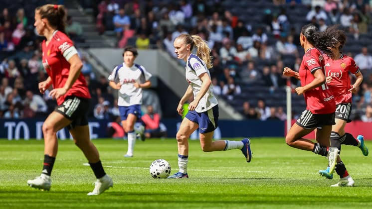 LONDON, ENGLAND - APRIL 26: Matilda Vinberg of Tottenham during the Barclays Womens Super League match between Tottenham Hotspur and Manchester United, ManU at Tottenham Hotspur Stadium on April 26, 2026 in London, England. Copyright: xJodyxDemayx-xDaviesx xSPPx Sportspressphoto_SPR137448
