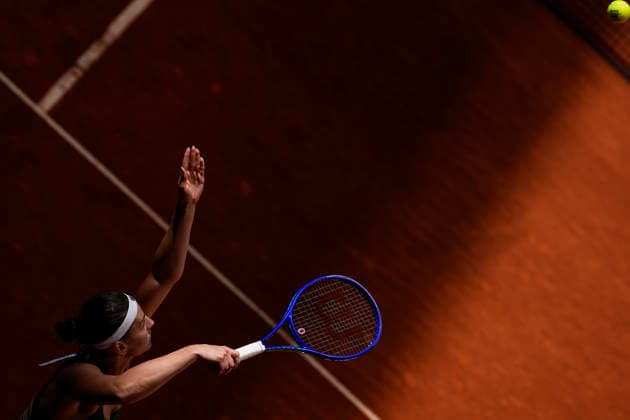 April 26, 2026, Madrid, Madrid, Spain: Marta Kostyuk of Ukraine plays against Jessica Pegula of USA during the Mutua Madrid Open 2026, ATP, Tennis Herren Masters 1000 and WTA, Tennis Damen 1000, at La Caja Magica on April 26, 2026 in Madrid, Spain. Madrid Spain - ZUMAa181 20260426_zaa_a181_452 Copyright: xOscarxJ.xBarrosox