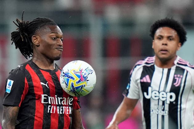 AC Milan™s Rafael Leao during the Serie A soccer match between Milan and Juventus at the San Siro Stadium in Milan , north Italy - Saturday , April 26 , 2026. - Soccer .  Copyright: xSpada LaPressex