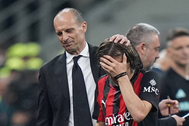 AC Milan s Luka Modric injured , AC Milan™s head coach Massimiliano Allegri during the Serie A soccer match between Milan and Juventus at the San Siro Stadium in Milan , north Italy - Saturday , April 26 , 2026. - Soccer .  Copyright: xSpada LaPressex