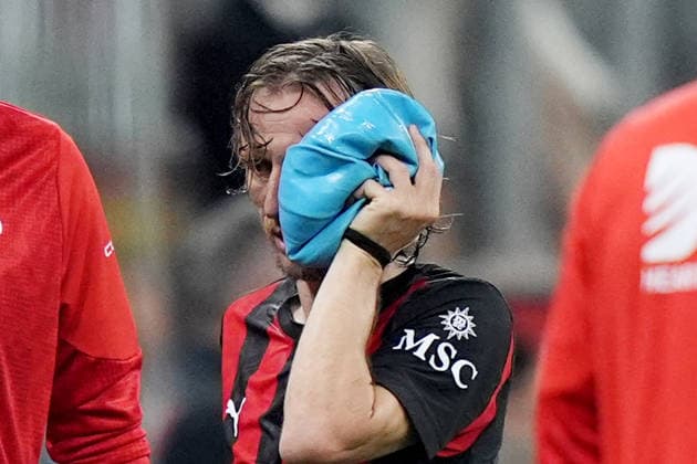 AC Milan s Luka Modric injured during the Serie A soccer match between Milan and Juventus at the San Siro Stadium in Milan , north Italy - Saturday , April 26 , 2026. - Soccer .  Copyright: xSpada LaPressex